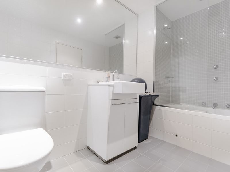 603/2 Shoreline Drive, Rhodes NSW 2138