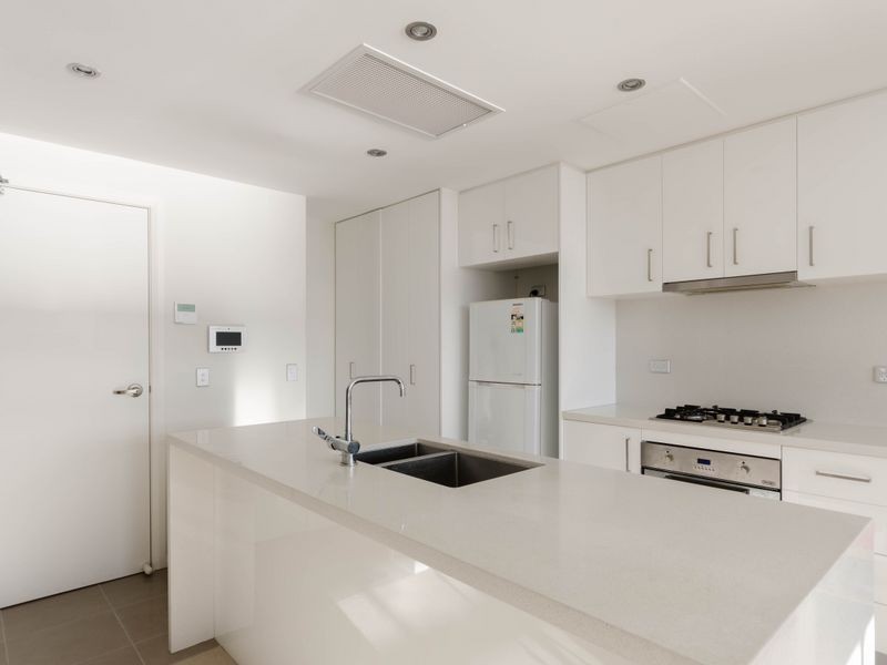 136/38 Shoreline Drive, Rhodes NSW 2138