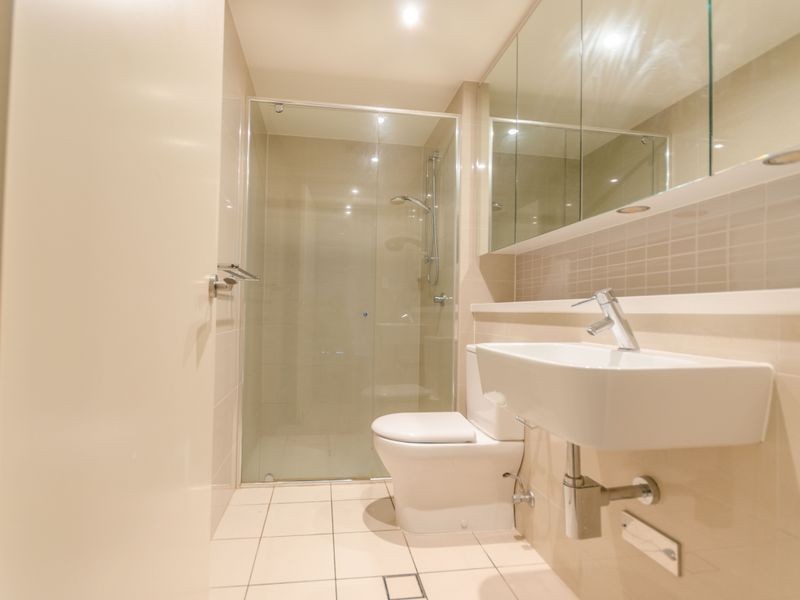 22/2 Nina Gray Ave, Rhodes NSW 2138