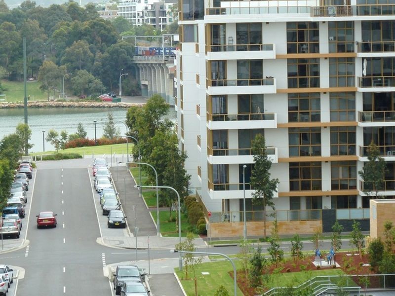 813/42 Shoreline Drive, Rhodes NSW 2138