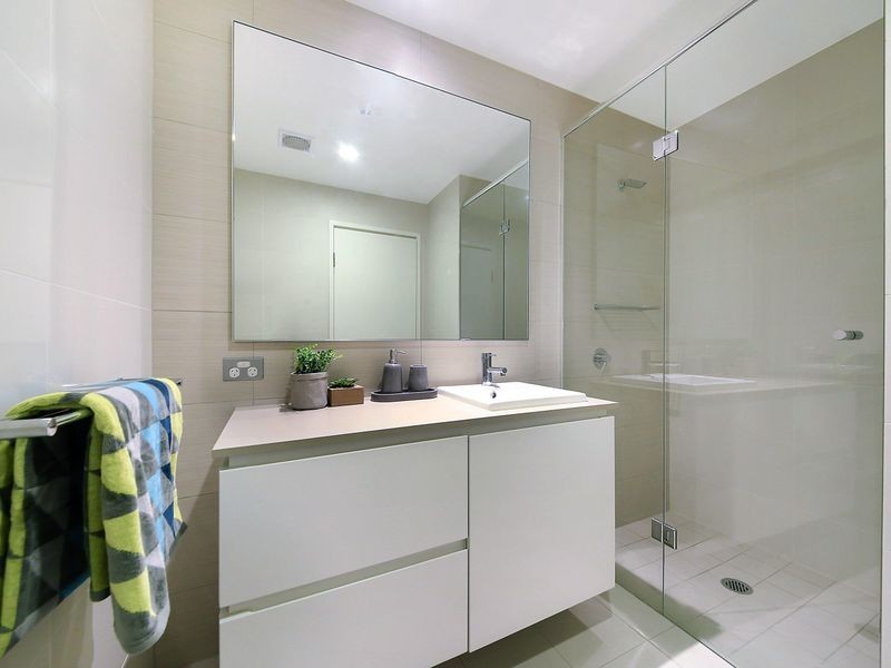 708/7 Rider Boulevard, Rhodes NSW 2138