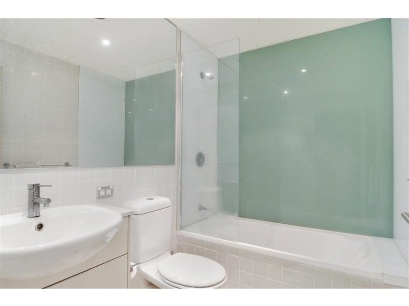 202/2 Walker St, Rhodes NSW 2138