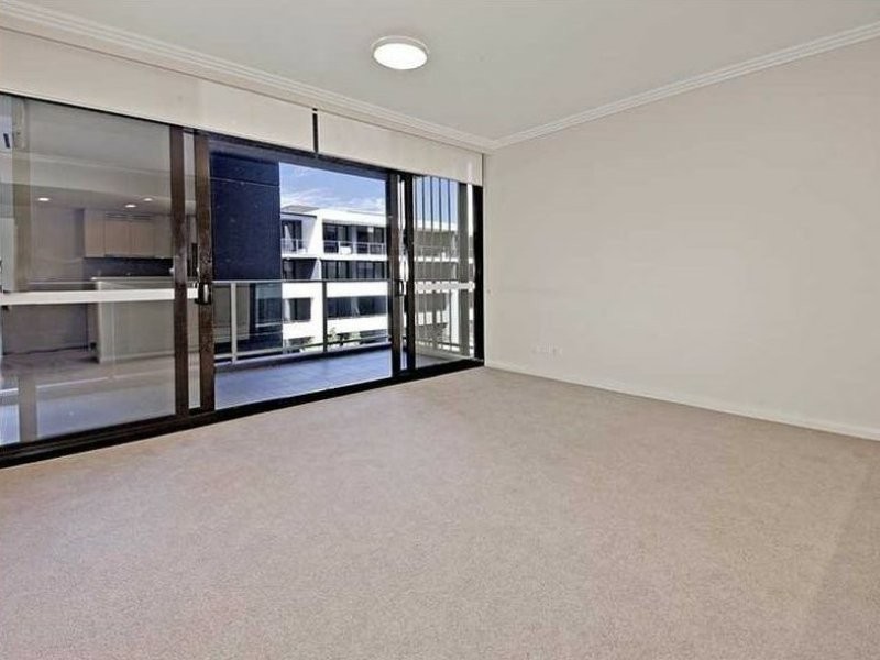 701/3 Waterways St, Wentworth Point NSW 2127