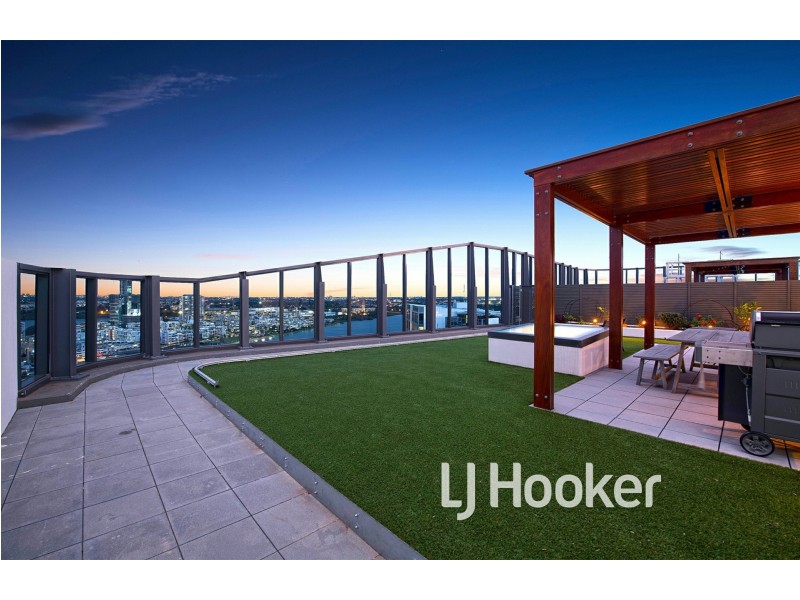 PENTHOUSE/11 Wentworth Place, Wentworth Point NSW 2127