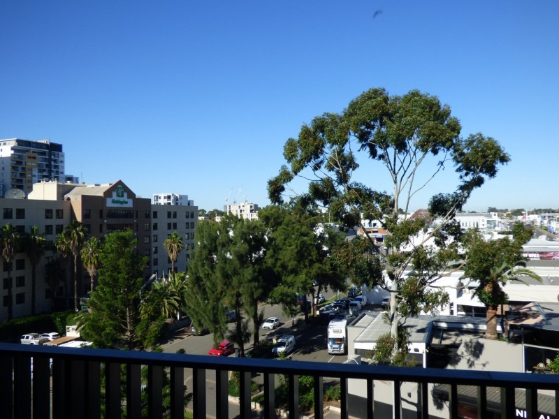 421/88 Church St, Parramatta NSW 2150