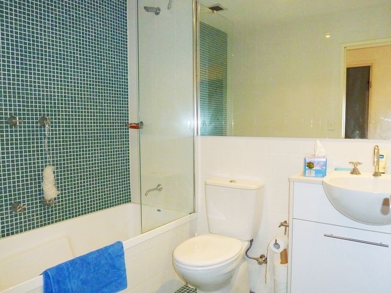 201/13 Shoreline Drive, Rhodes NSW 2138