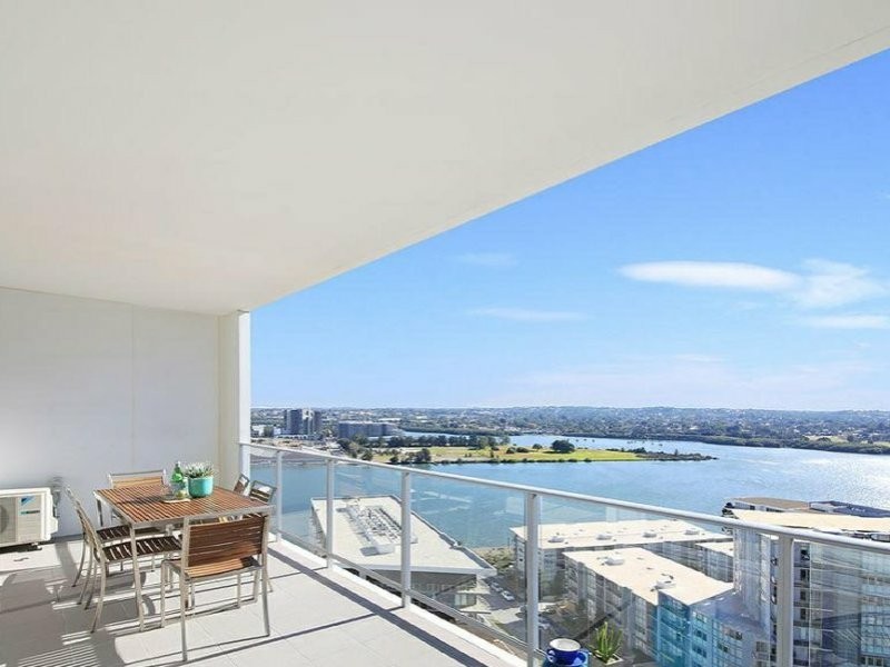 43 SHORELINE DRIVE, Rhodes NSW 2138