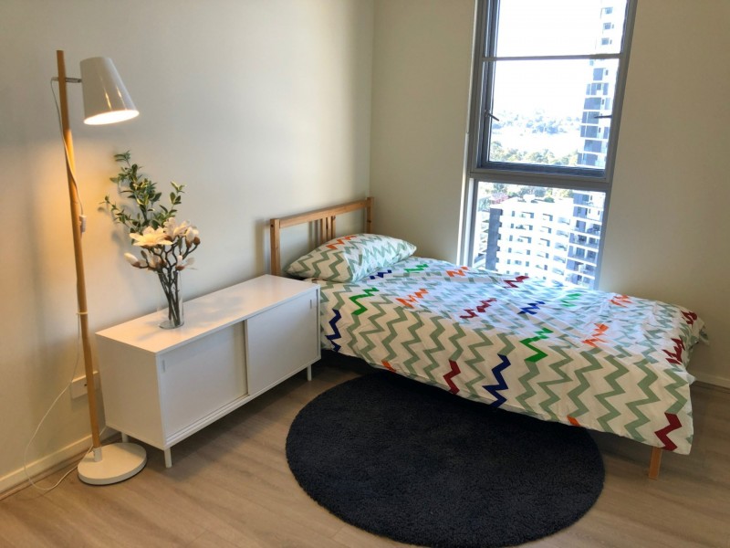 43 SHORELINE DRIVE, Rhodes NSW 2138