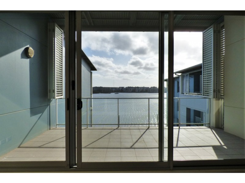 410/11 Lewis Avenue, Rhodes NSW 2138