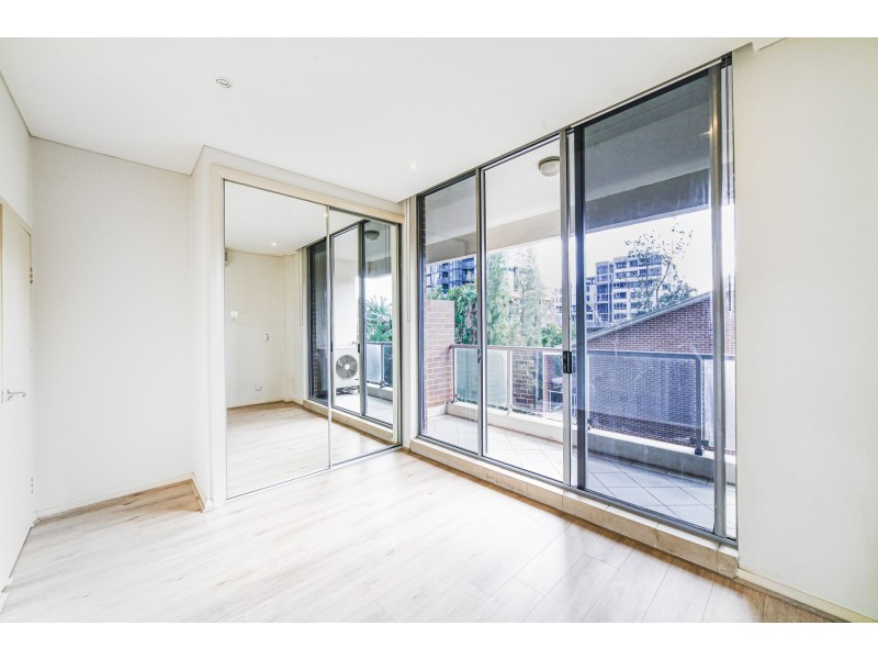 34/24 WALKER Street, Rhodes NSW 2138