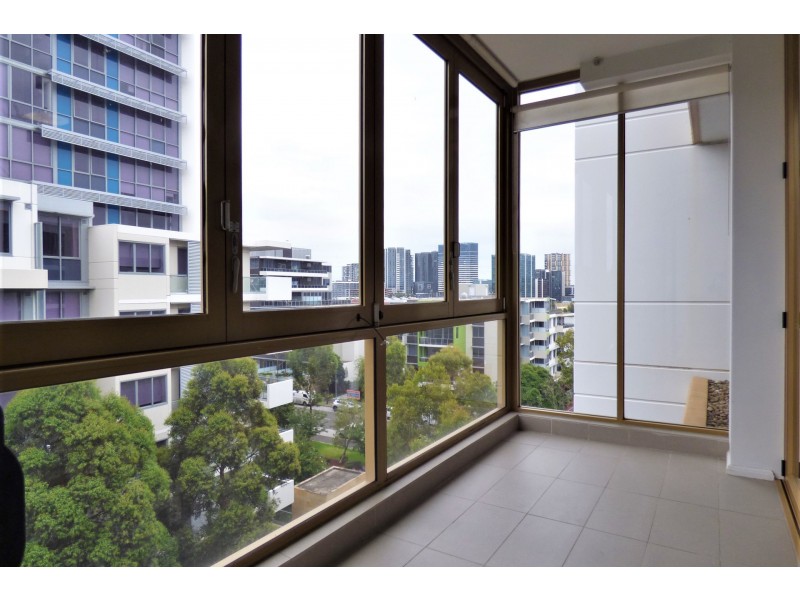 819/89 Shoreline Drive, Rhodes NSW 2138