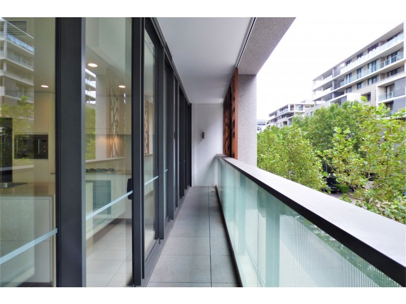 101/7 Rider Boulevard, Rhodes NSW 2138