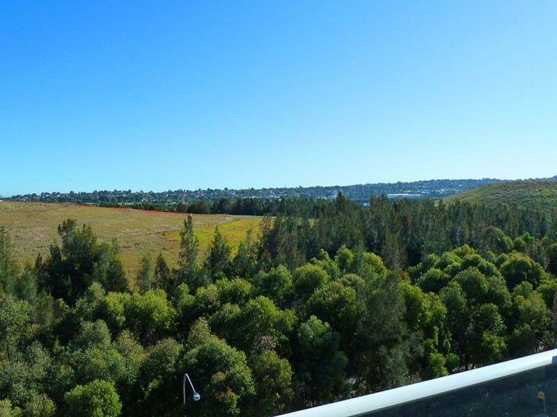 783/33 Hill Rd, Wentworth Point NSW 2127