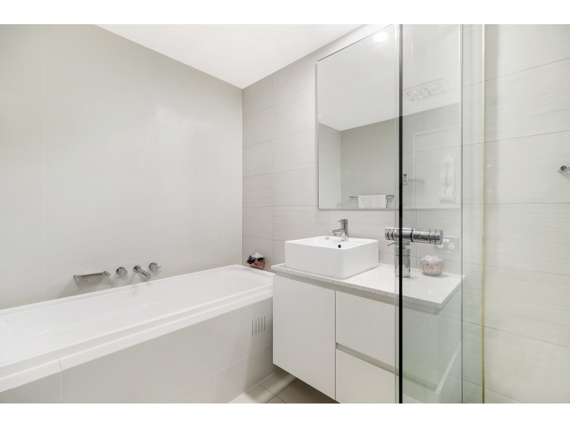 501/13B Mary Street, Rhodes NSW 2138