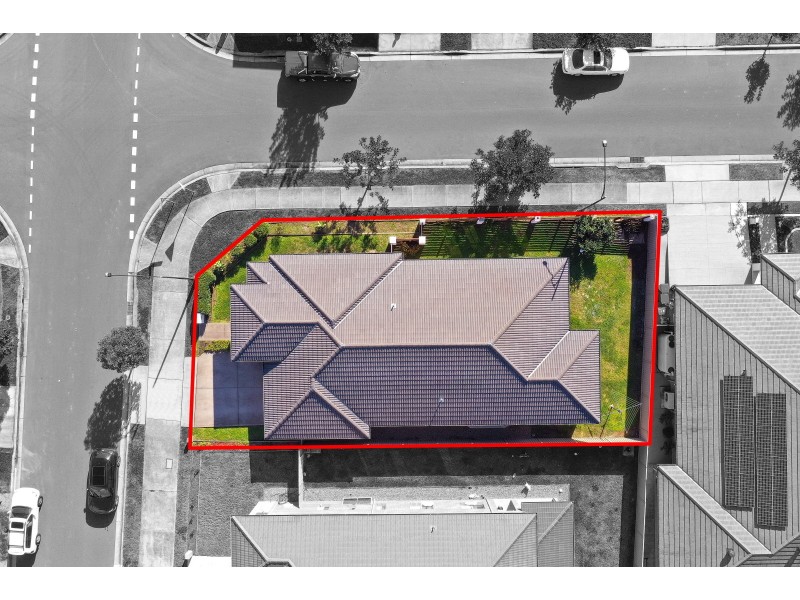 6 Illoura Way, Jordan Springs NSW 2747