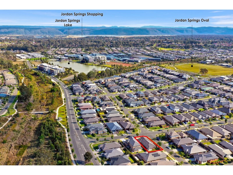 6 Illoura Way, Jordan Springs NSW 2747