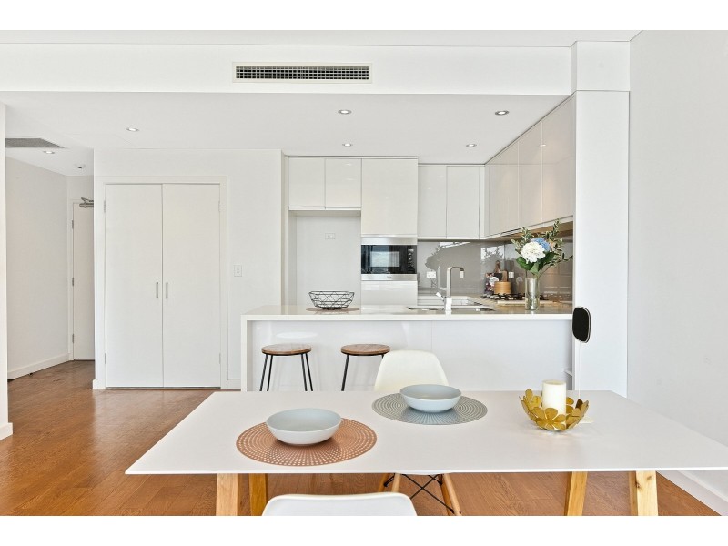 406/5 Nina Gray Avenue, Rhodes NSW 2138