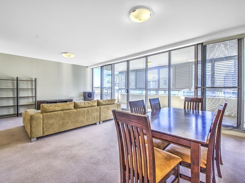 202/13 Shoreline Drive, Rhodes NSW 2138