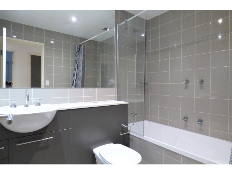 202/13 Shoreline Drive, Rhodes NSW 2138