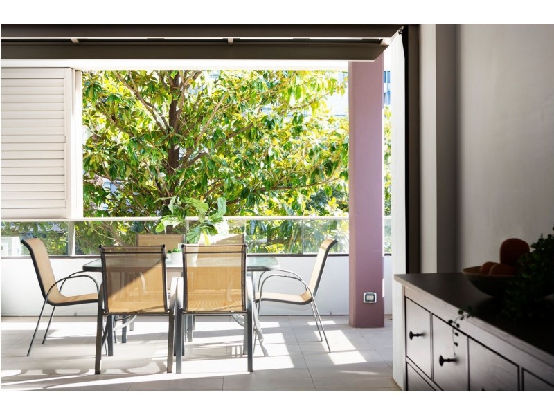 1202/2 Sterling Circuit, Camperdown NSW 2050