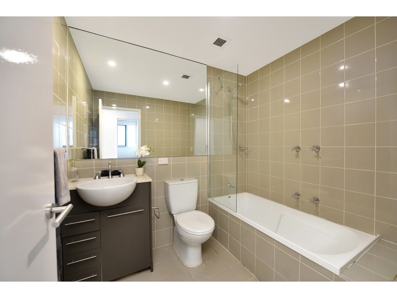 402/9 Shoreline Drive, Rhodes NSW 2138