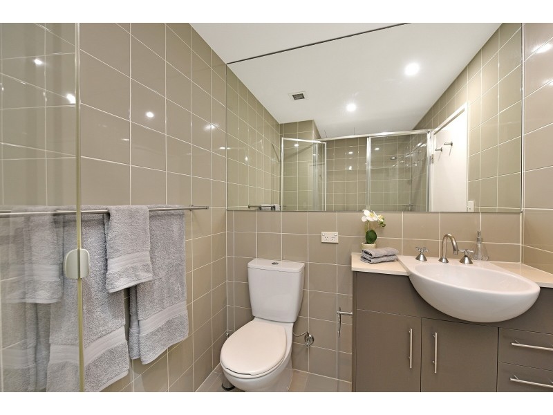 402/9 Shoreline Drive, Rhodes NSW 2138