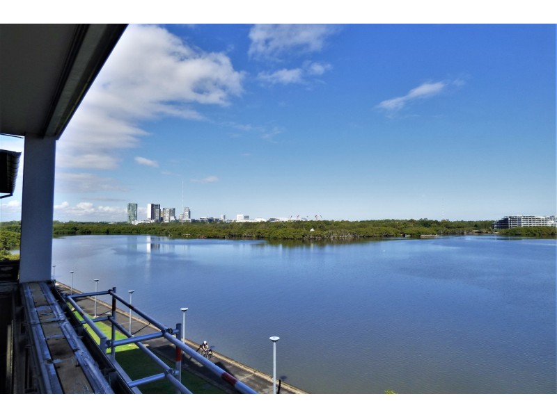 404/11 Lewis Avenue, Rhodes NSW 2138