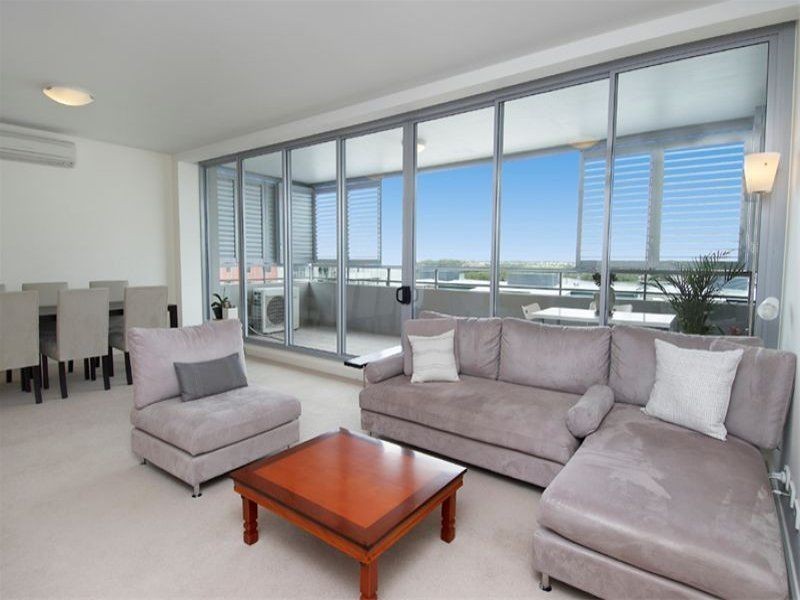 602/9 Shoreline Drive, Rhodes NSW 2138