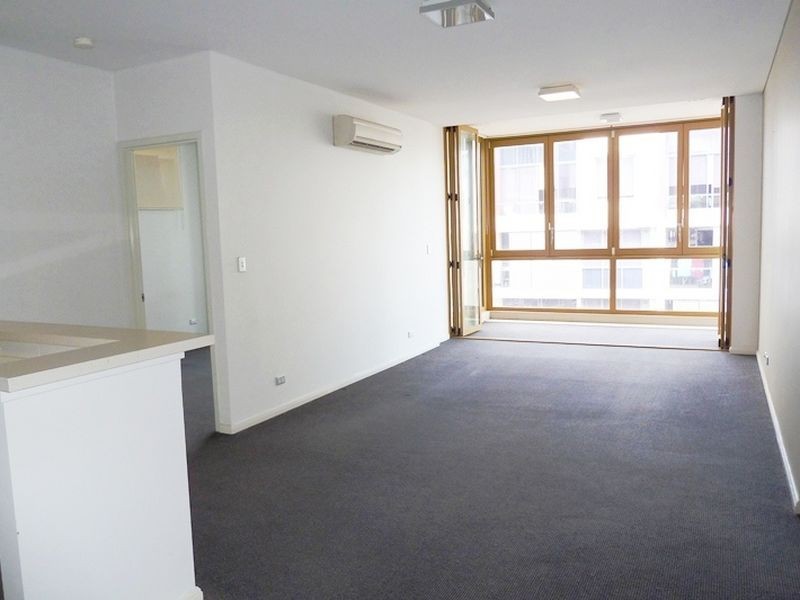 819/89 Shoreline Drive, Rhodes NSW 2138