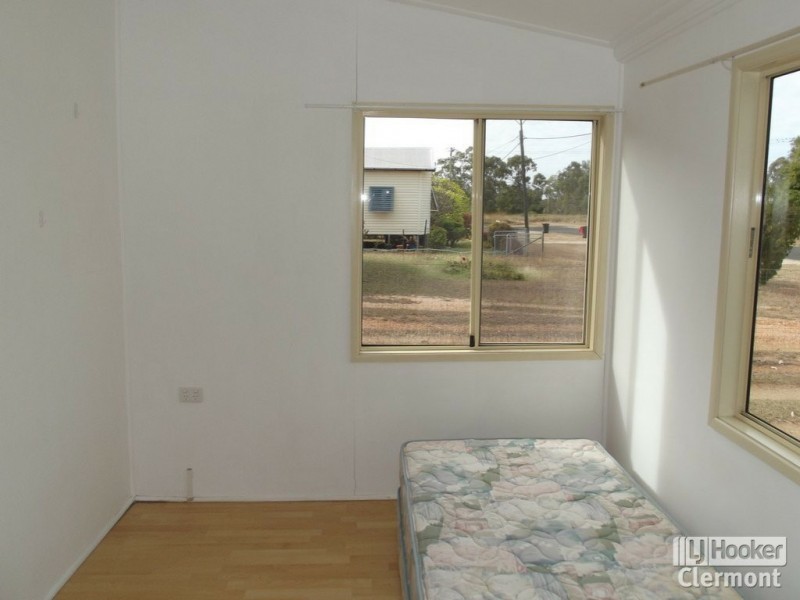 10 Monash Street, Clermont QLD 4721