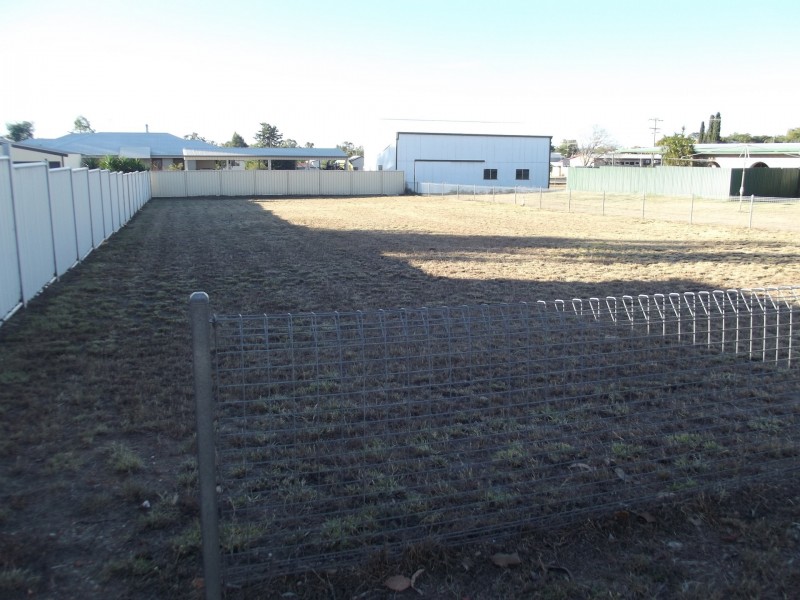 6 Playfair Street, Clermont QLD 4721