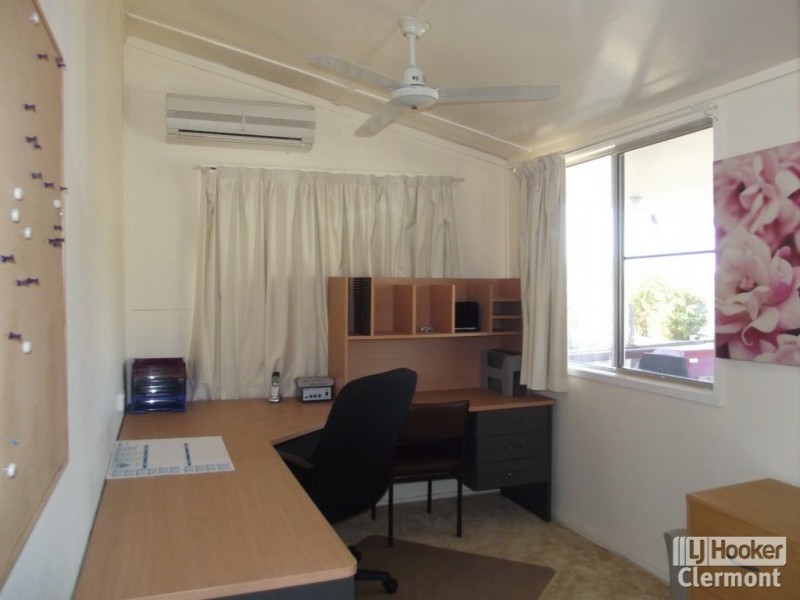 35 Langton Street, Capella QLD 4723