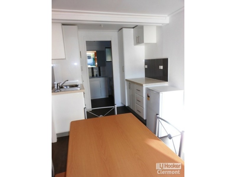 Unit 3/33 Tropic Street, Clermont QLD 4721