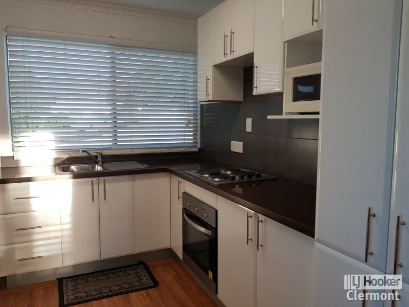 Unit 3/33 Tropic Street, Clermont QLD 4721