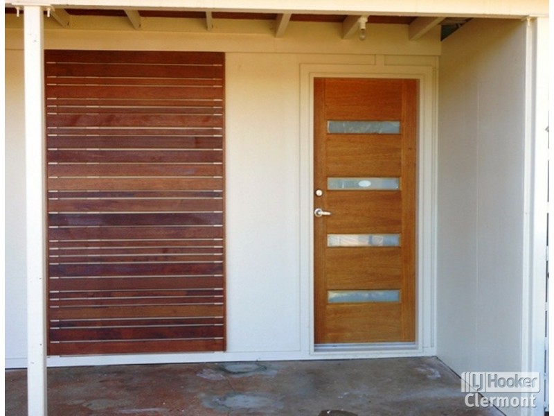 Unit 3/33 Tropic Street, Clermont QLD 4721