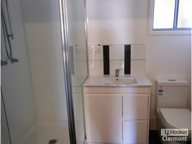 Unit 3/33 Tropic Street, Clermont QLD 4721