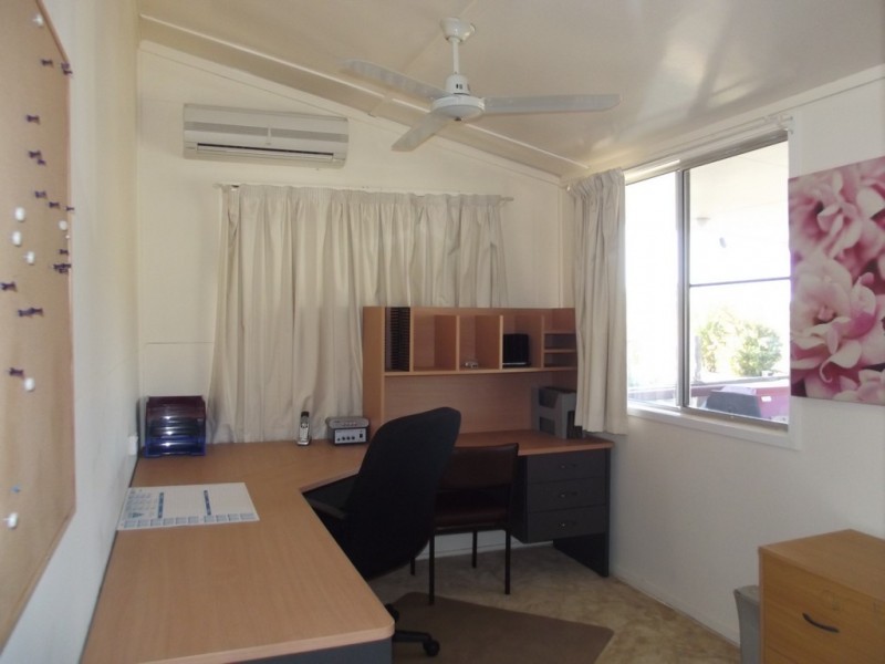 35 Langton Street, Capella QLD 4723