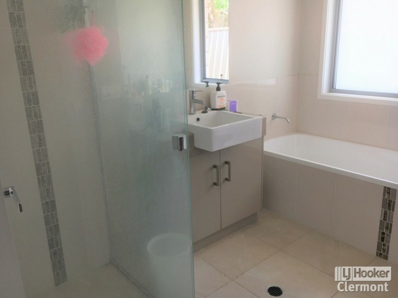 93 Burn Street, Capella QLD 4723