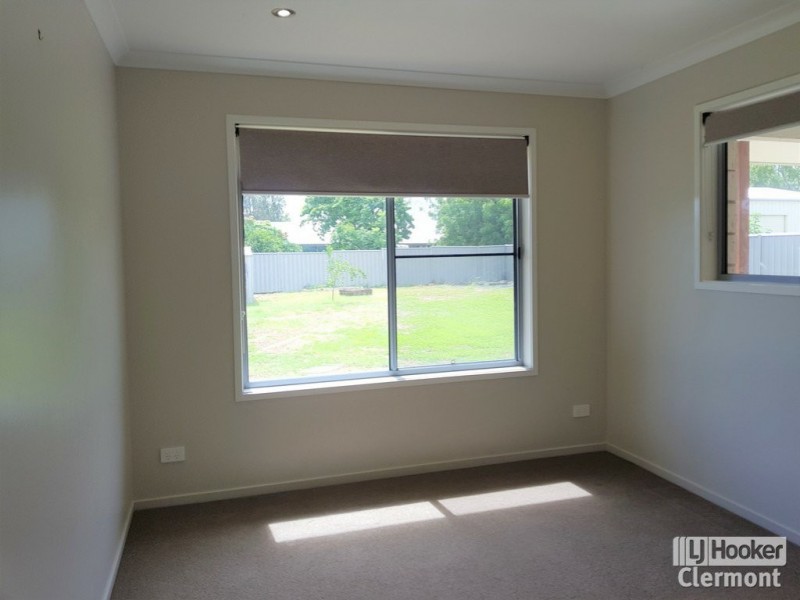 93 Burn Street, Capella QLD 4723