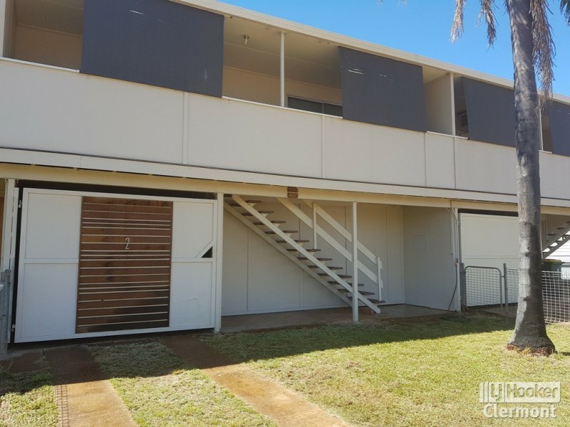 Unit 2/33 Tropic Street, Clermont QLD 4721