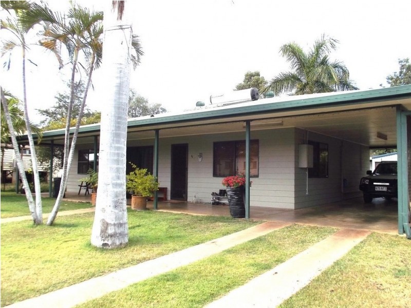 25 Lavarack Street, Clermont QLD 4721
