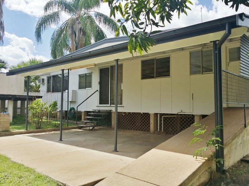 20 Kitchener Street, Clermont QLD 4721