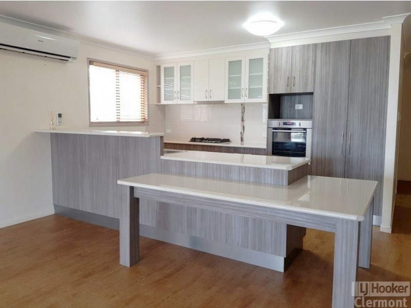 8A Playfair Street, Clermont QLD 4721