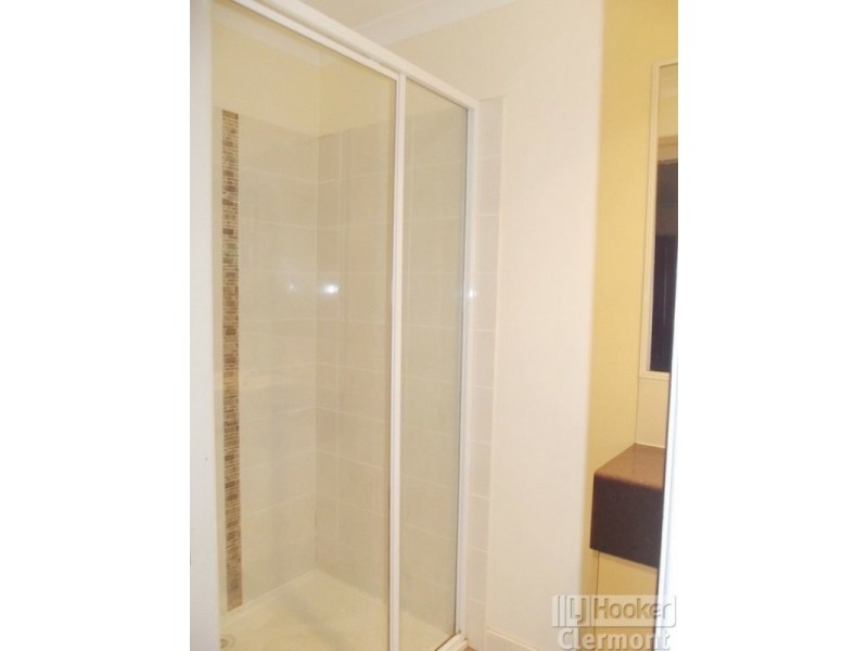 8A Playfair Street, Clermont QLD 4721