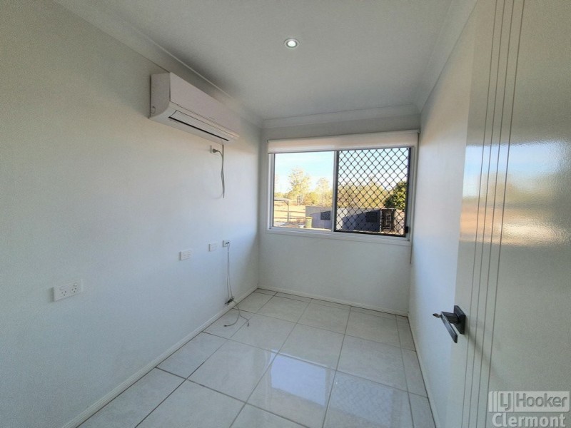 18 Nugget Lane, Clermont QLD 4721