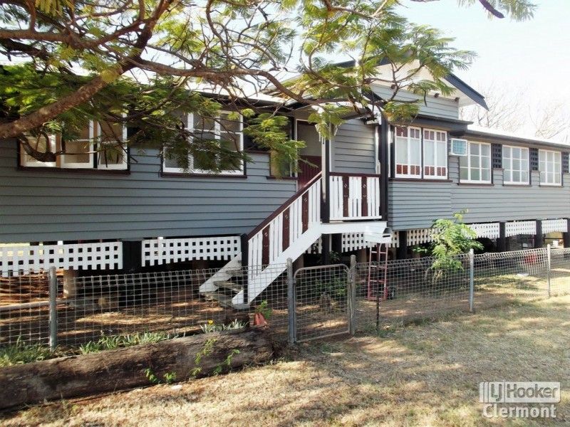 23 Capella Street, Clermont QLD 4721