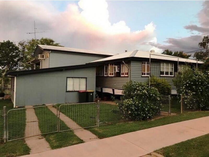 23 Capella Street, Clermont QLD 4721