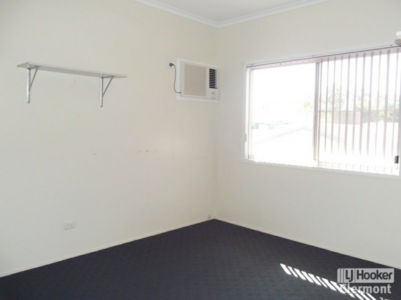 8 Samson Street, Clermont QLD 4721