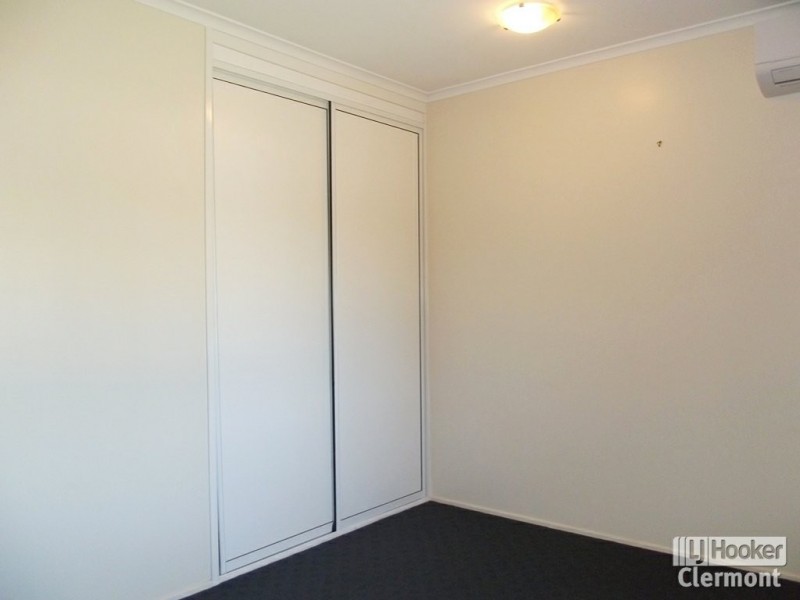 8 Samson Street, Clermont QLD 4721
