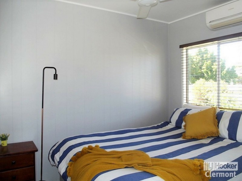 9 Karmoo Street, Clermont QLD 4721